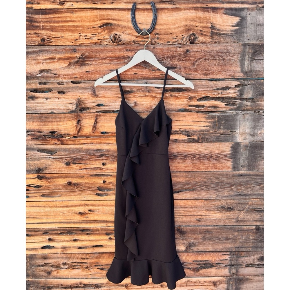 BOOHOO | V-Neck Ruffle Bodycon Midi Dress 4